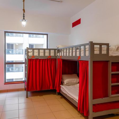 Lunar Hostel - Jbr 迪拜 外观 照片
