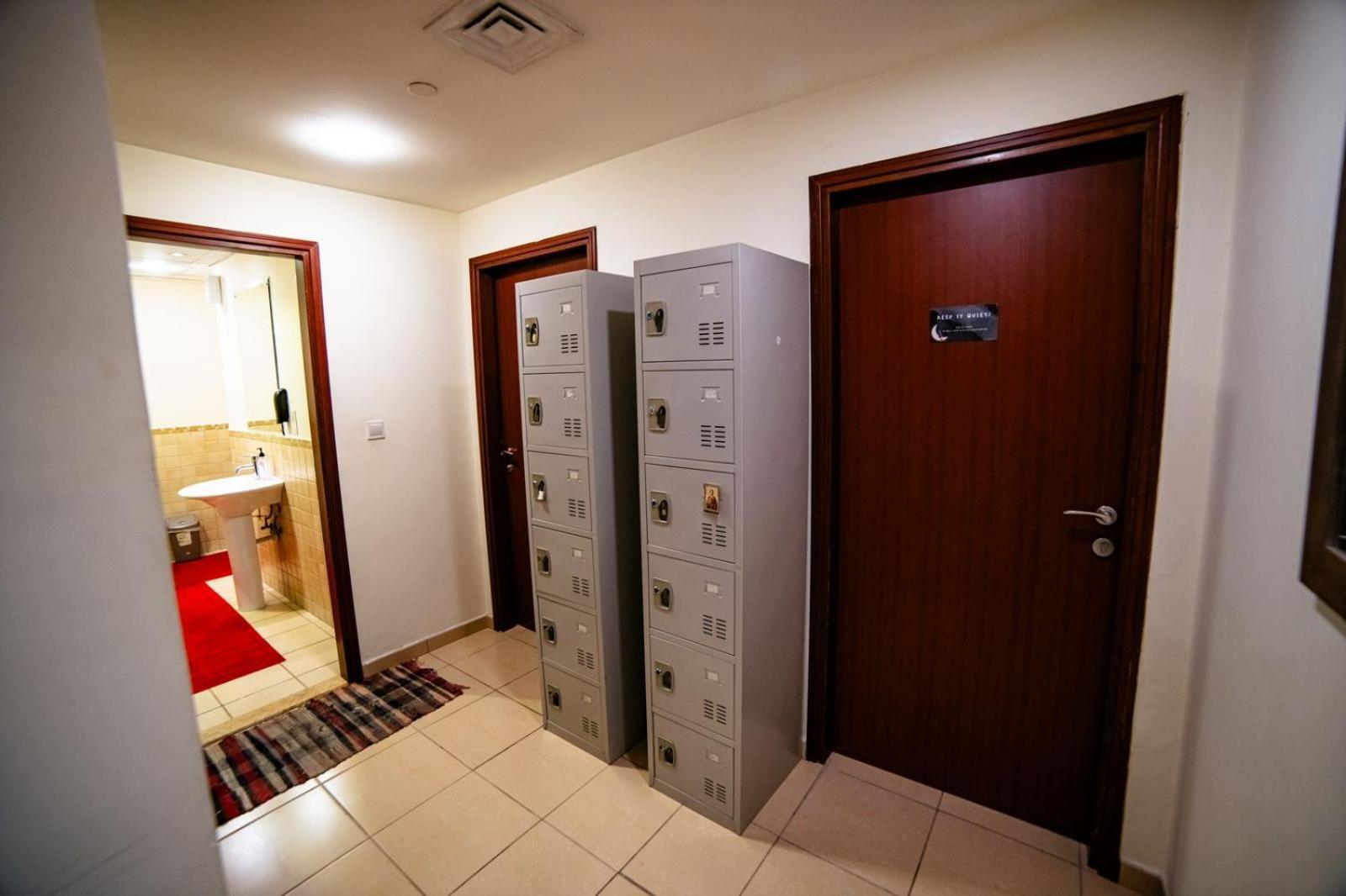 Lunar Hostel - Jbr 迪拜 外观 照片