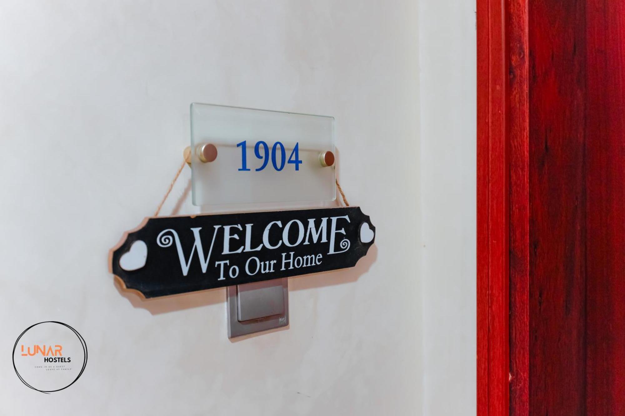 Lunar Hostel - Jbr 迪拜 外观 照片