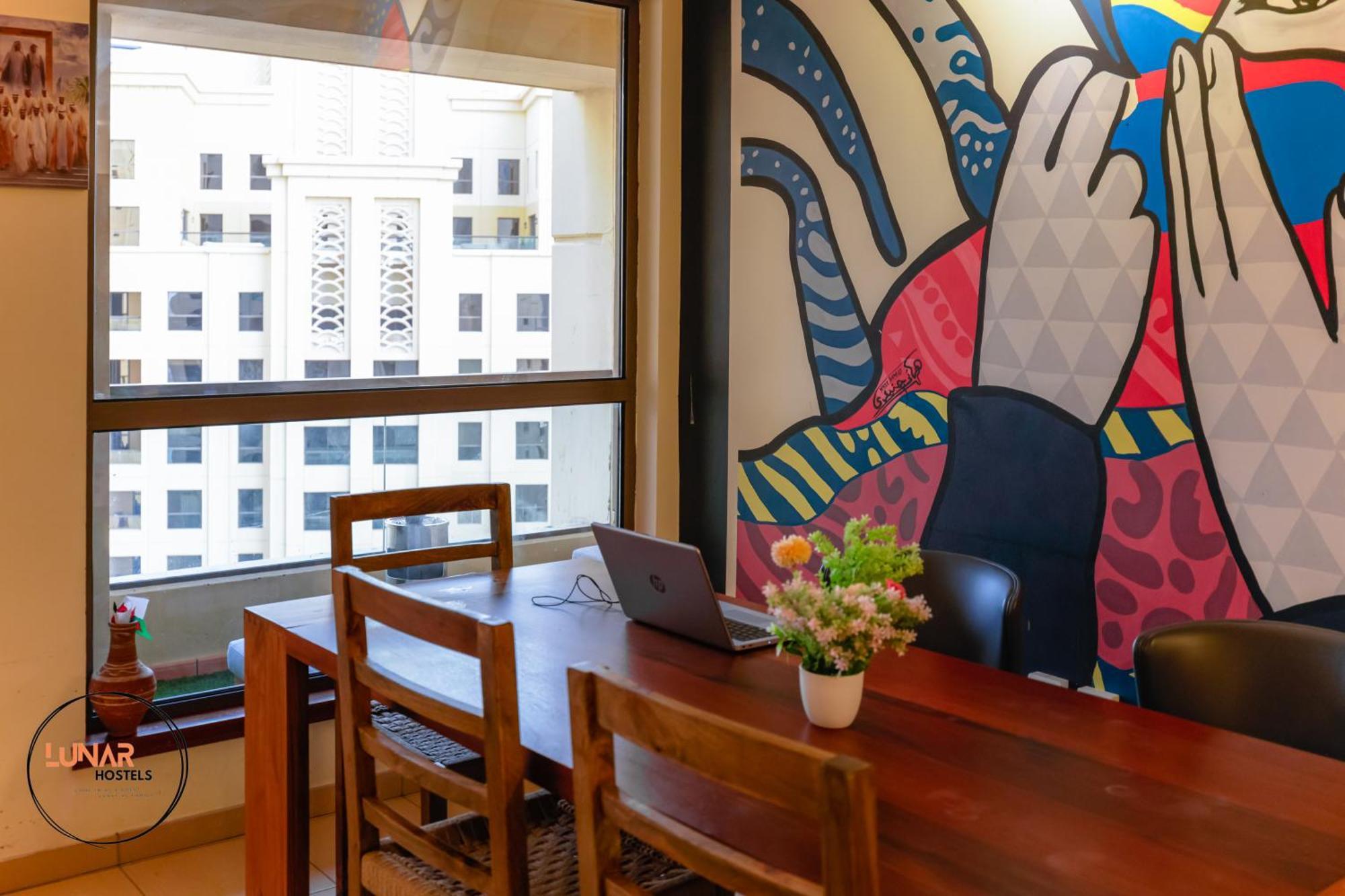Lunar Hostel - Jbr 迪拜 外观 照片